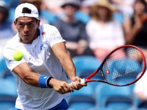 Báez perdió en Eastbourne y los argentinos llegan sin triunfos sobre césped a Wimbledon