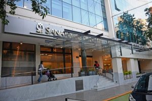 Maltrato infantil: allanaron el Sanatorio de Niños y otros 11 domicilios