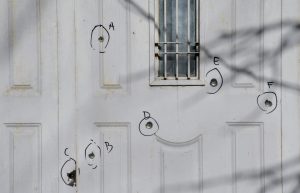 Nueve balazos en el frente de una casa en zona sur