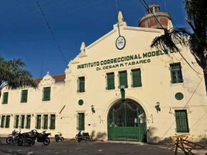 Condenaron al agente penitenciario que intentó ingresar cocaína y marihuana a la cárcel de Coronda