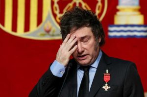 Bolivia convocó al embajador argentino después de que el gobierno considerara "falsa" la denuncia del golpe de Estado