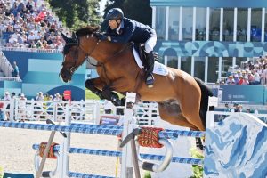 París 2024, salto en equitación: José María Larocca y su caballo Finn Lente clasificaron a la final