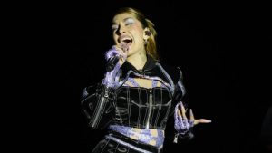 María Becerra pisó por primera vez suelo rosarino e hizo delirar a su público en la ex Rural