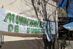 Trabajadores municipales de Funes están en alerta por numerosos reclamos laborales y salariales sin respuesta