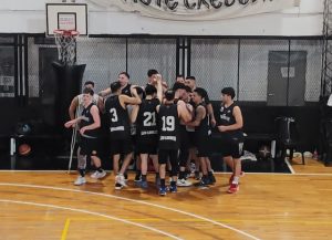 Alumni armó las semis en la A y arrancó el playout
