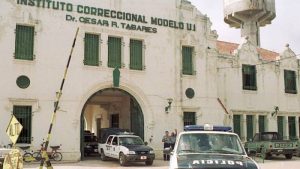 Muerte dudosa: falleció un interno en el penal de Coronda y se investiga si fue un accidente o un crimen encubierto