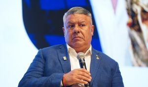 Chiqui Tapia opinó sobre el debut de Spreen en Riestra y lanzó una frase fuerte: “Hay muchos chicos que se quitan la vida por no llegar a Primera”