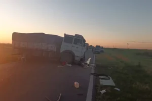 Choque fatal en ruta 34 entre un camión y un auto: cuatro muertos