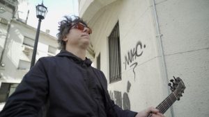 Diego Wacker sigue sorprendiendo con su música, ahora con su tema “No es la cresta de la nube”