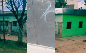 Atacaron a tiros una escuela de Villa Gobernador Gálvez y dejaron una nota amenazante