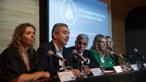 El intendente Javkin ratificó su “compromiso incólume con la defensa de la Universidad Pública”