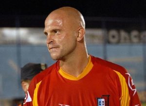 El dramático pedido de ayuda de un ex defensor de Huracán: “Tengo una orden de desalojo y mi mujer está embarazada”