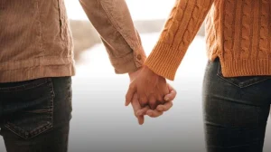 El 27% de los menores a 27 años tecnologizados sufre de throning