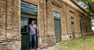 El pueblo fantasma bonaerense que tiene solo un habitante y un almacén de ramos generales