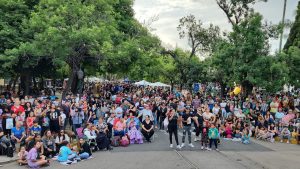Puerto vivió a pleno la kermesse aniversario con actuaciones de danzas locales, Sol Barbeito y el show de Lo Lumvrise