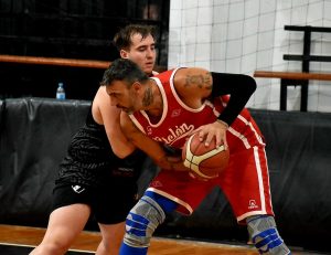 Mercado de pases: hay Román 2025 en Ciclón y Libertad recupera a su gente