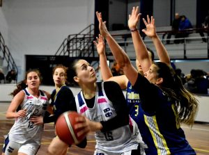 Talleres frente a Náutico en el inicio de la serie final del Femenino