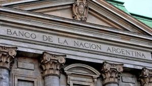 La Justicia falló a favor del Banco Nación y ordenó a Avellaneda y San Javier a abstenerse de cobrar tasas "desproporcionadas"