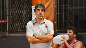 El mercado de pases del básquet de Rosario se mueve con los entrenadores