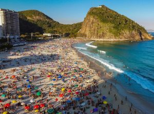 Río de Janeiro vibra con homenajes a Tom Jobim, ícono de la bossa nova