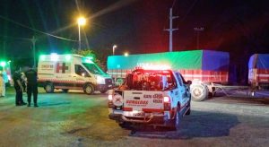 Dos motociclistas murieron al chocar de frente contra un camión en Puerto General San Martín