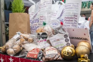 Buena, bonita y barata: ferias de economía social del municipio ofrecen la canasta navideña más económica de Rosario