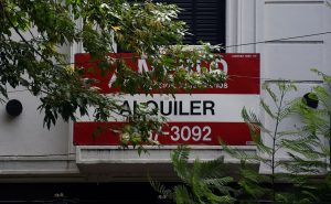 Alquileres en Rosario: en noviembre aumentaron mucho más que la inflación tanto los de casas como departamentos