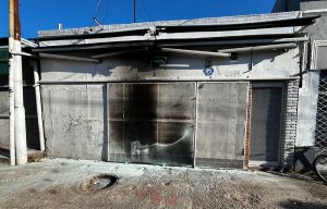 "Héctor, el mejor soy yo", la verdulería que fue blanco de un nuevo ataque incendiario