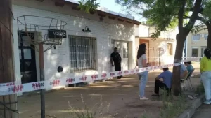 Encontraron muerta a una mujer y su cadáver devorado en parte por sus perros
