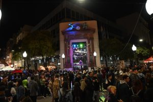 Este viernes llega la última Noche de las Peatonales 2024