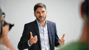 La Legislatura santafesina autorizó a Pullaro a ausentarse del país cuando razones de gobierno así lo aconsejen