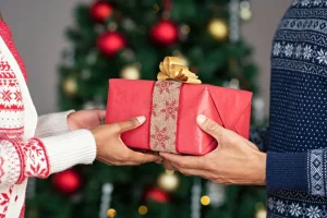 Ni juguetes ni ropa: los 3 mejores regalos que se pueden hacer esta Navidad fuera de lo tradicional