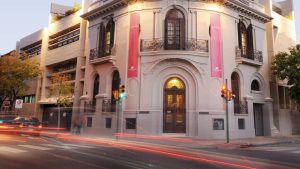 3 de diciembre, Día de las Médicas y los Médicos: "Hoy, más que nunca, abrazamos a nuestros colegas"