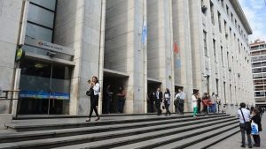 Fallo judicial retroactivo: padre deberá pagar una cuota alimentaria millonaria