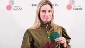 Tamara Tenenbaum ganó el primer Premio Paidós con el ensayo “Un millón de cuartos propios”