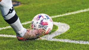 El fútbol por lo menos les enciende el alma
