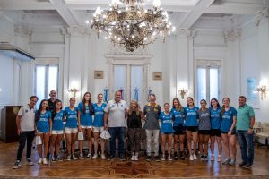 Náutico fue reconocido por el bicampeonato femenino de la Rosarina de Básquet