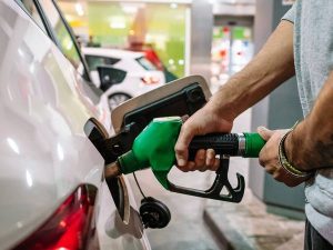 Autodespacho de combustible: posturas disímiles de patronales y trabajadores ante cambio en reglas de juego