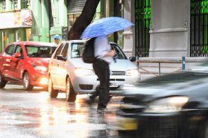 Se termina febrero con lluvias aisladas en la mañana y tormentas aisladas durante el resto de la jornada