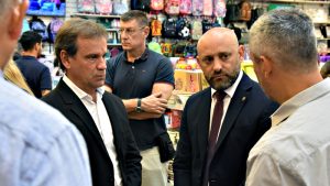 Acuerdo Santa Fe: provincia presentó una canasta escolar de 20 artículos a 25 mil pesos, mismo precio que en 2024