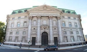 La Justicia frenó la transformación del Banco Nación en Sociedad Anónima
