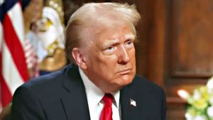 Qué dice la "Ley de Enemigos Extranjeros" de 1798 que Trump quiere reactivar