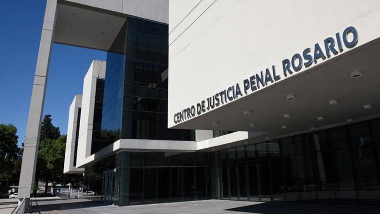 Se apareció en casa de su ex y quiso matarla: preventiva por un año