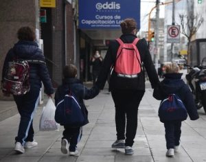 Una familia tipo necesitará más de $2 millones en marzo para afrontar el costo de los servicios