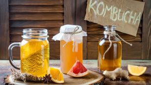 Día Mundial de la Kombucha: qué es y cómo hacer la milenaria bebida que se puso de moda