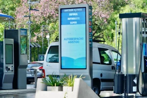 El presidente de YPF dijo que "con el tiempo, el autodespacho debería traducirse en un ahorro en el precio final de la nafta"