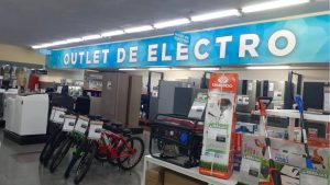 Outlet de un conocido supermercado vende electrodomésticos muy baratos: lavarropas, microondas y TV con descuentos de hasta 40%