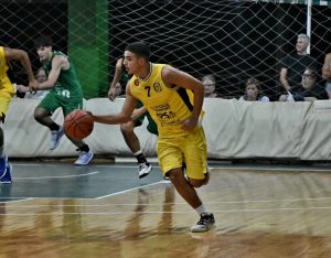 Central jugó un tremendo segundo tiempo y logró su primer triunfo de la campaña