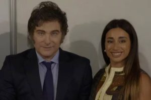 Tras escándalo: Aduana iniciará un sumario interno sobre controles a un vuelo privado