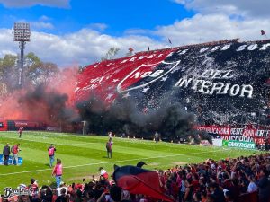 Destrozos en el Coloso: dos hinchas no podrán acceder a la cancha por dos años